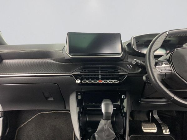 2024-Peugeot-2008-GT-12T-Auto image:13