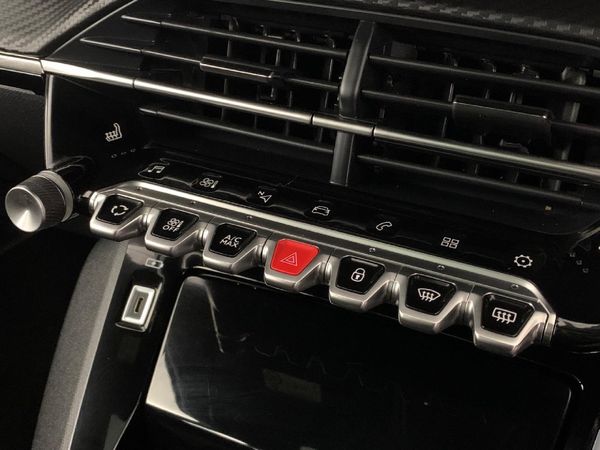 2024-Peugeot-2008-GT-12T-Auto image:8
