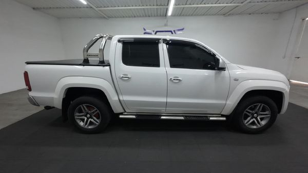 2012-Volkswagen-Amarok-20-TSI-Trendline-118kW-Double-Cab image:2