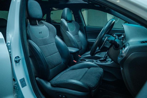 2025-Hyundai-i30-N-20-TGDi-DCT image:19