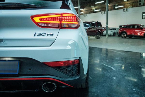 2025-Hyundai-i30-N-20-TGDi-DCT image:6