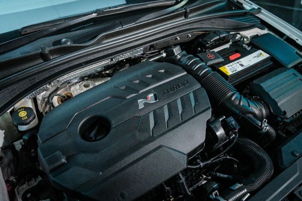 2025-Hyundai-i30-N-20-TGDi-DCT image:8