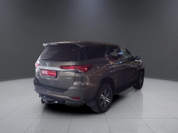 2021-Toyota-Fortuner-24-GD-6-4x4-Auto image:6