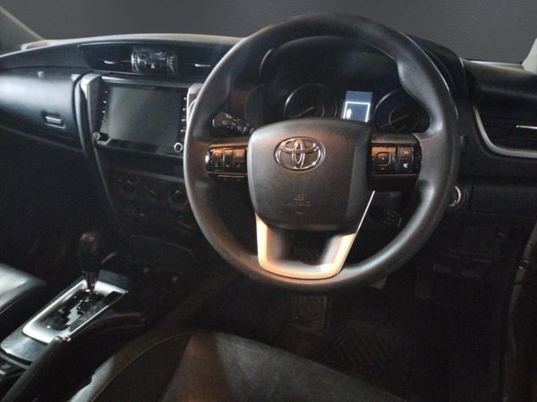 2021-Toyota-Fortuner-24-GD-6-4x4-Auto image:8