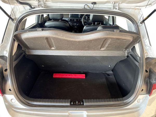 2024-Hyundai-Grand-i10-10-Motion image:9