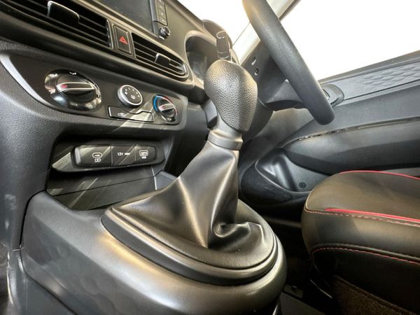 2024-Hyundai-Grand-i10-10-Motion image:12