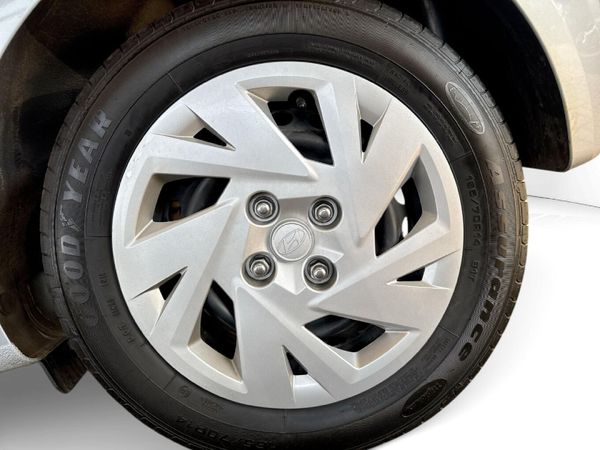 2024-Hyundai-Grand-i10-10-Motion image:15