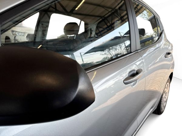 2024-Hyundai-Grand-i10-10-Motion image:17