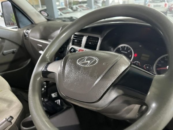 2019-Hyundai-H100-Bakkie-26D-Dropside image:7