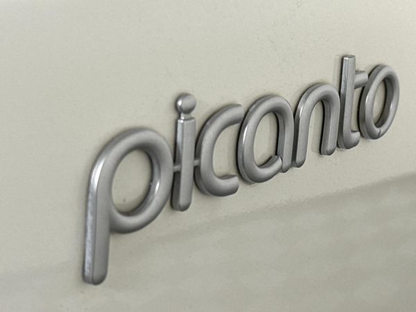 2022-Kia-Picanto-10-Street image:11
