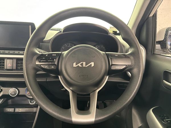 2022-Kia-Picanto-10-Street image:12