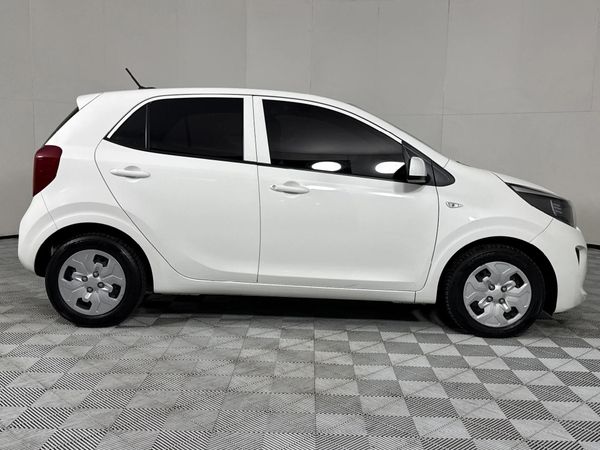 2022-Kia-Picanto-10-Street image:17