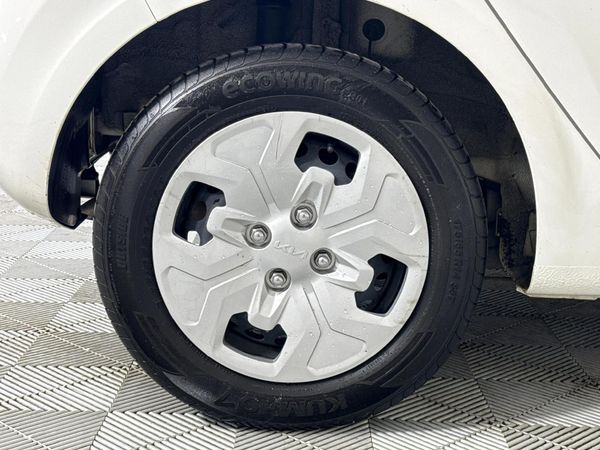 2022-Kia-Picanto-10-Street image:7