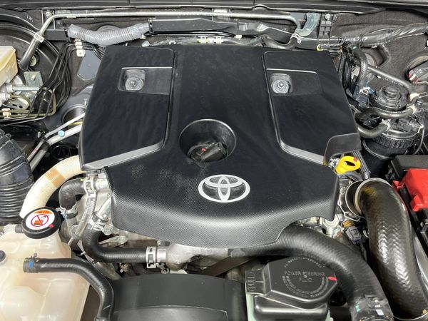 2023-Toyota-Hilux-28-GD-6-Raised-Body-Legend-RS-4x4-Auto-Double-Cab image:12