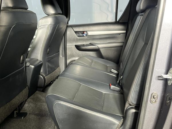 2023-Toyota-Hilux-28-GD-6-Raised-Body-Legend-RS-4x4-Auto-Double-Cab image:3