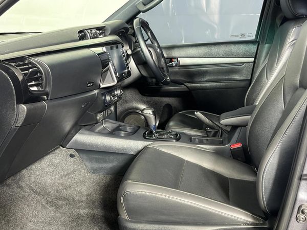 2023-Toyota-Hilux-28-GD-6-Raised-Body-Legend-RS-4x4-Auto-Double-Cab image:8