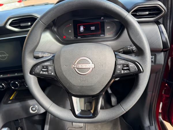 2025-Nissan-Magnite-Kuro-10T-CVT-Auto image:8