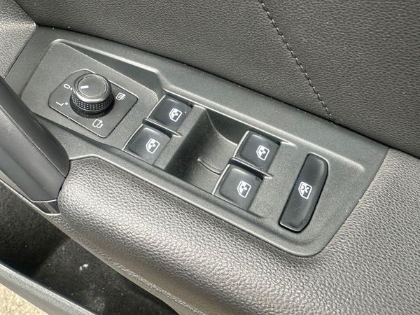 2019-Volkswagen-Tiguan-14-TSI-Comfortline-Auto-110kW image:14
