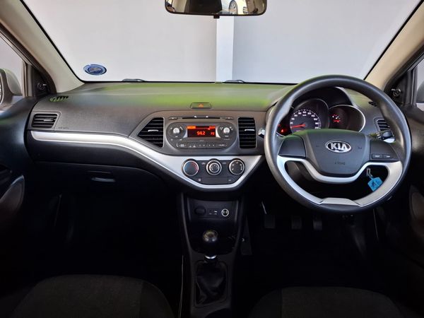 2016-Kia-Picanto-10-LX image:15