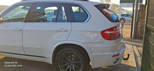 2010-BMW-X5-xDrive30d-M-Sport-Auto image:7