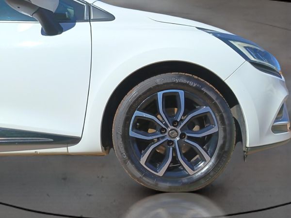 2018-Renault-Clio-IV-900T-Dynamique-5-dr-66kW image:9