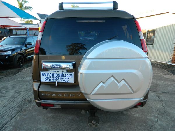 2011-Ford-Everest-30-TDCi-XLT-4x4 image:7
