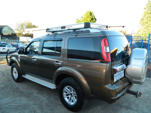 2011-Ford-Everest-30-TDCi-XLT-4x4 image:8