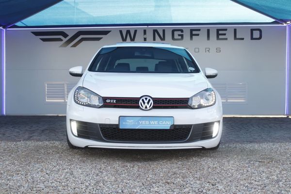 2012-Volkswagen-Golf-VI-GTI-20-TSI-Auto image:1
