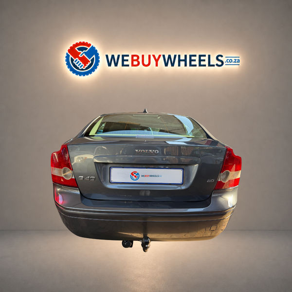 2006-Volvo-S40-20i image:4