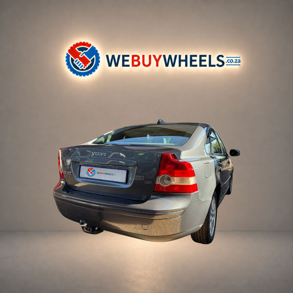 2006-Volvo-S40-20i image:5