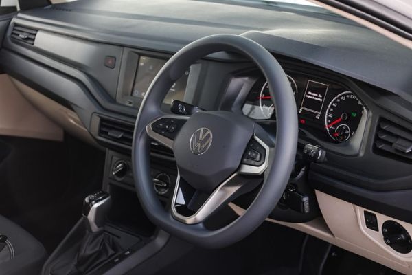 2026-Volkswagen-Polo-16-Classic-Auto image:9