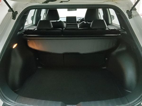 2025-Toyota-Corolla-Cross-18-XS image:15