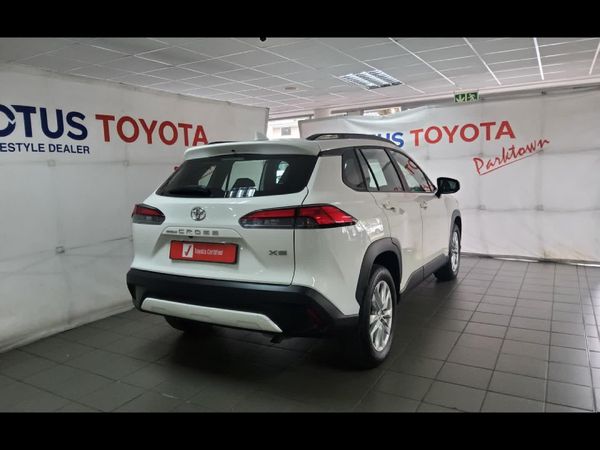 2025-Toyota-Corolla-Cross-18-XS image:1
