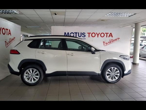 2025-Toyota-Corolla-Cross-18-XS image:2