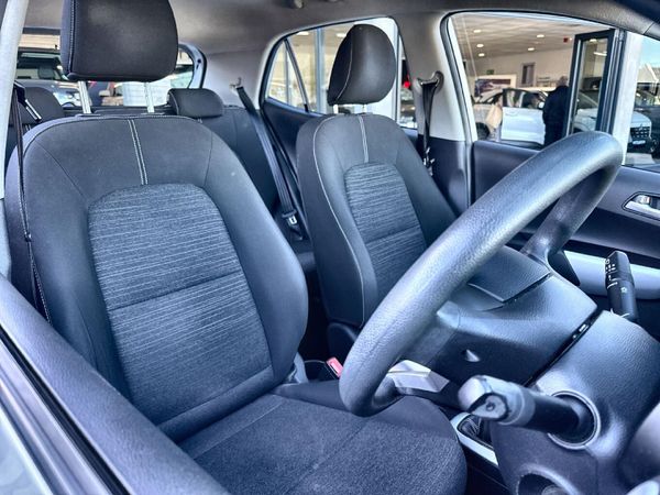 2020-Kia-Picanto-10-Street image:9