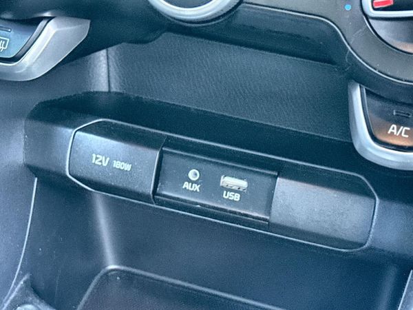 2020-Kia-Picanto-10-Street image:18