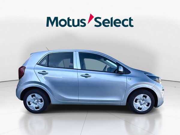 2020-Kia-Picanto-10-Street image:7