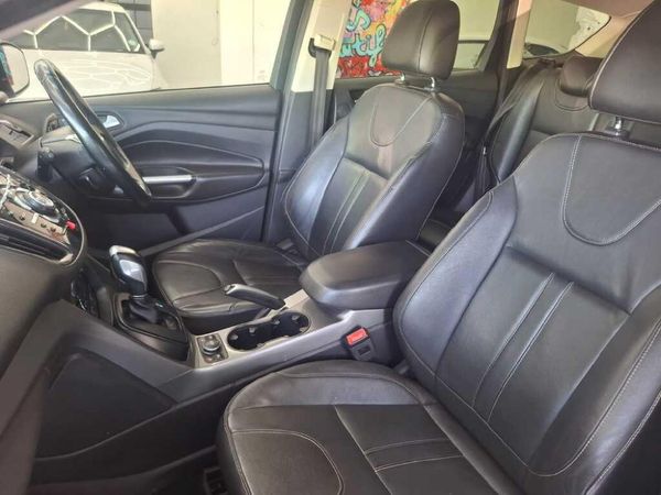 2015-Ford-Kuga-15-EcoBoost-Trend-Auto image:9