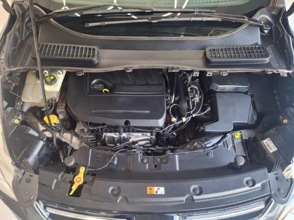 2015-Ford-Kuga-15-EcoBoost-Trend-Auto image:16