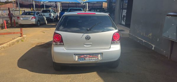 2017-Volkswagen-Polo-Vivo-GP-14-Trendline image:6