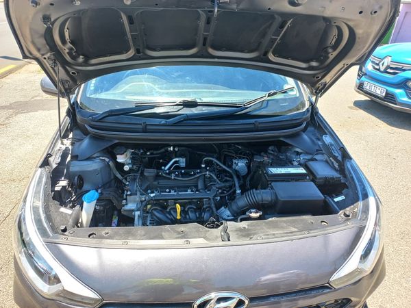 2018-Hyundai-i20-12-Motion image:17