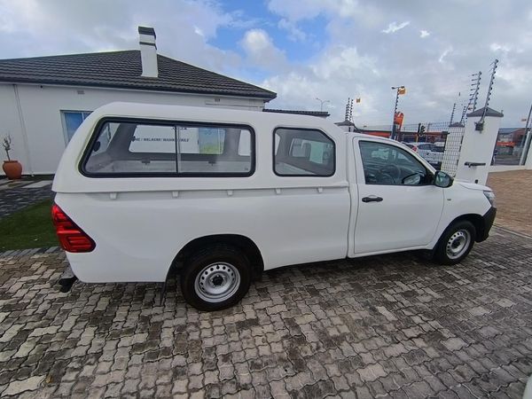 2023-Toyota-Hilux-20-VVTi-S-Single-Cab image:7