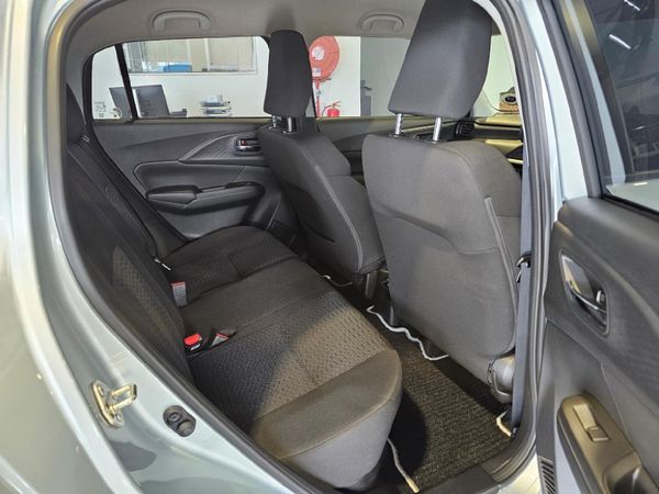 2026-Suzuki-Swift-12-GL-Auto image:4