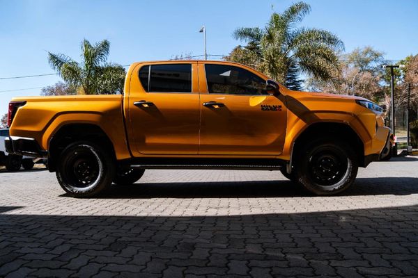 2026-Toyota-Hilux-28-GD-6-RB-SRX-4x4-Auto-Double-Cab image:6