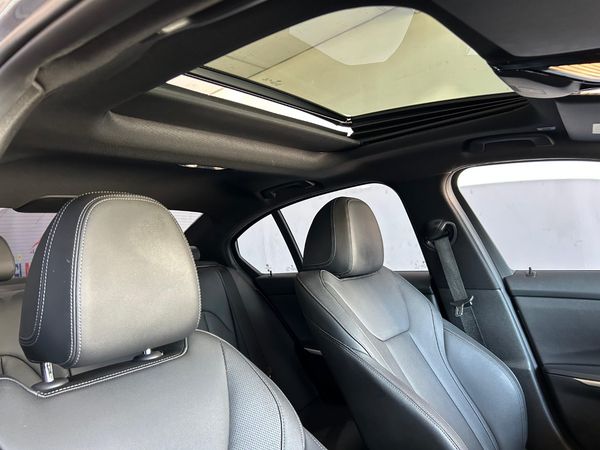 2023-BMW-3-Series-320i-M-Sport-Auto image:12