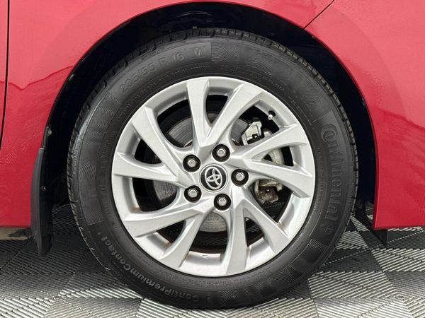 2020-Toyota-Corolla-Quest-18-Prestige-Auto image:5