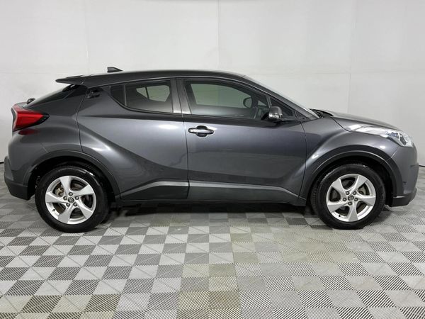 2017-Toyota-C-HR-12T-Plus image:15