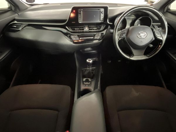 2017-Toyota-C-HR-12T-Plus image:1