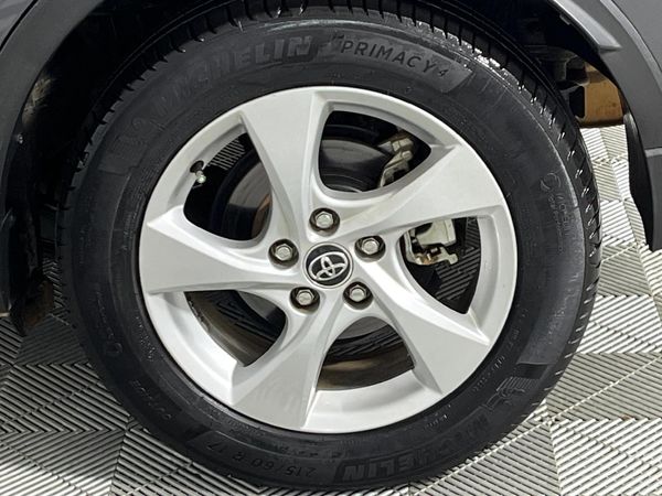 2017-Toyota-C-HR-12T-Plus image:6