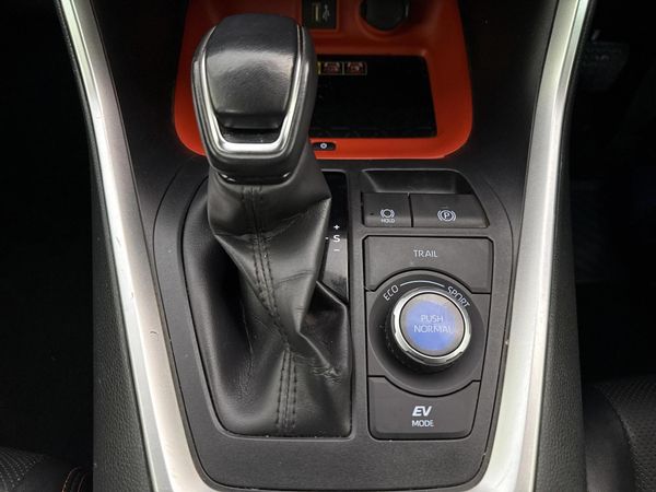 2023-Toyota-RAV4-25-GX-R-Hyrbid-CVT-E-Four image:10